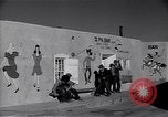 Immagine di Un vecchio insediamento Spagnolo Abiquiu New Mexico USA, 1948, secondo 34 filmato di repertorio 65675040096