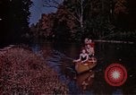 Standbild Heben gesunde Kinder United States USA, 1941, aus Sekunde 21 historischem Filmmaterial Videoclip 65675040100