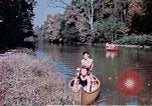 Standbild Heben gesunde Kinder United States USA, 1941, aus Sekunde 25 historischem Filmmaterial Videoclip 65675040100