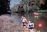 Standbild Heben gesunde Kinder United States USA, 1941, aus Sekunde 28 historischem Filmmaterial Videoclip 65675040100