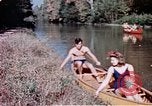 Standbild Heben gesunde Kinder United States USA, 1941, aus Sekunde 31 historischem Filmmaterial Videoclip 65675040100