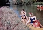 Standbild Heben gesunde Kinder United States USA, 1941, aus Sekunde 33 historischem Filmmaterial Videoclip 65675040100