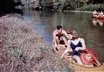 Standbild Heben gesunde Kinder United States USA, 1941, aus Sekunde 34 historischem Filmmaterial Videoclip 65675040100