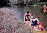 Standbild Heben gesunde Kinder United States USA, 1941, aus Sekunde 35 historischem Filmmaterial Videoclip 65675040100