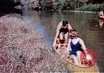 Standbild Heben gesunde Kinder United States USA, 1941, aus Sekunde 36 historischem Filmmaterial Videoclip 65675040100