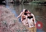 Standbild Heben gesunde Kinder United States USA, 1941, aus Sekunde 40 historischem Filmmaterial Videoclip 65675040100