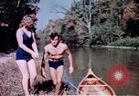 Standbild Heben gesunde Kinder United States USA, 1941, aus Sekunde 47 historischem Filmmaterial Videoclip 65675040100