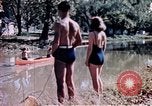 Standbild Heben gesunde Kinder United States USA, 1941, aus Sekunde 52 historischem Filmmaterial Videoclip 65675040100