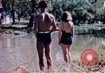 Standbild Heben gesunde Kinder United States USA, 1941, aus Sekunde 58 historischem Filmmaterial Videoclip 65675040100