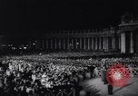 Immagine di Papa Giovanni XXIII prega Roma Italia, 1959, secondo 39 filmato di repertorio 65675040107