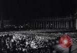 Immagine di Papa Giovanni XXIII prega Roma Italia, 1959, secondo 40 filmato di repertorio 65675040107