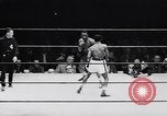 Image la boxe amateur Chicago Illinois USA, 1951, de la seconde 30 séquences d'archives historiques vidéo 65675040121