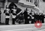 Image Président français René Coty Rome Italie, 1957, de la seconde 4 séquences d'archives historiques vidéo 65675040124
