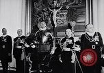 Image Président français René Coty Rome Italie, 1957, de la seconde 24 séquences d'archives historiques vidéo 65675040124