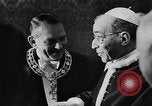 Image Président français René Coty Rome Italie, 1957, de la seconde 38 séquences d'archives historiques vidéo 65675040124