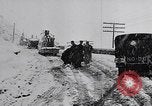 Image Snow capped véhicules Espagne, 1957, de la seconde 10 séquences d'archives historiques vidéo 65675040125