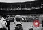 Image Pays Basque la concurrence Lever de pierre Espagne, 1957, de la seconde 38 séquences d'archives historiques vidéo 65675040128