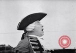 Immagine di Town Criers Regno Unito, 1957, secondo 28 filmato di repertorio 65675040133
