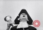 Immagine di Town Criers Regno Unito, 1957, secondo 35 filmato di repertorio 65675040133