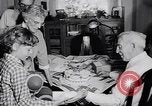 Immagine di Ex allenatore di calcio Amos Alonzo Stagg California United States USA, 1957, secondo 28 filmato di repertorio 65675040136