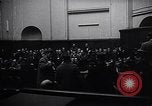 Standbild sieben ehemalige NS-SS-Männer Oradour-sur-Glane Frankreich, 1953, aus Sekunde 25 historischem Filmmaterial Videoclip 65675040139