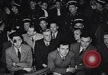 Standbild sieben ehemalige NS-SS-Männer Oradour-sur-Glane Frankreich, 1953, aus Sekunde 37 historischem Filmmaterial Videoclip 65675040139