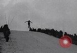 Standbild Skispringen United States USA, 1953, aus Sekunde 22 historischem Filmmaterial Videoclip 65675040143