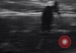 Standbild Skispringen United States USA, 1953, aus Sekunde 29 historischem Filmmaterial Videoclip 65675040143