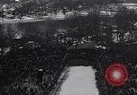 Standbild Skispringen United States USA, 1953, aus Sekunde 30 historischem Filmmaterial Videoclip 65675040143