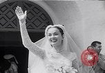 Standbild Hollywood Schauspielerin Ann Blyth heiratet James McNulty California United States USA, 1953, aus Sekunde 8 historischem Filmmaterial Videoclip 65675040147
