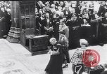 Immagine di Queen Elizabeth Edimburgo in Scozia, 1953, secondo 33 filmato di repertorio 65675040148