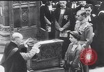 Immagine di Queen Elizabeth Edimburgo in Scozia, 1953, secondo 40 filmato di repertorio 65675040148