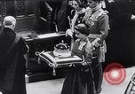 Immagine di Queen Elizabeth Edimburgo in Scozia, 1953, secondo 55 filmato di repertorio 65675040148