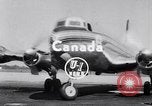 Image diplomate britannique Alfred Hall Canada, 1953, de la seconde 1 séquences d'archives historiques vidéo 65675040152
