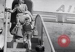 Image diplomate britannique Alfred Hall Canada, 1953, de la seconde 11 séquences d'archives historiques vidéo 65675040152