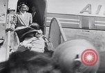 Image diplomate britannique Alfred Hall Canada, 1953, de la seconde 13 séquences d'archives historiques vidéo 65675040152