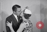 Immagine di Sfilata di moda United States USA, 1953, secondo 29 filmato di repertorio 65675040170