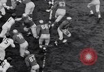 Immagine di Giants contro i Lions football New York City USA, 1953, secondo 14 filmato di repertorio 65675040171