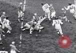 Immagine di Giants contro i Lions football New York City USA, 1953, secondo 42 filmato di repertorio 65675040171
