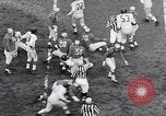 Immagine di Giants contro i Lions football New York City USA, 1953, secondo 43 filmato di repertorio 65675040171
