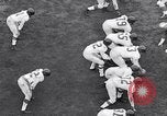 Immagine di Giants contro i Lions football New York City USA, 1953, secondo 44 filmato di repertorio 65675040171