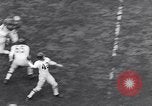 Immagine di Giants contro i Lions football New York City USA, 1953, secondo 47 filmato di repertorio 65675040171