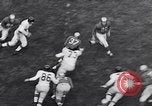 Immagine di Giants contro i Lions football New York City USA, 1953, secondo 58 filmato di repertorio 65675040171