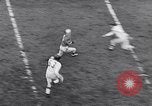 Immagine di Giants contro i Lions football New York City USA, 1953, secondo 60 filmato di repertorio 65675040171