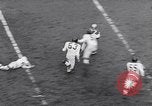 Immagine di Giants contro i Lions football New York City USA, 1953, secondo 61 filmato di repertorio 65675040171