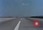 Standbild Automobil service Stationen United States USA, 1958, aus Sekunde 3 historischem Filmmaterial Videoclip 65675040181