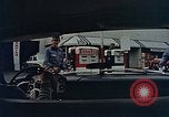 Standbild Automobil service Stationen United States USA, 1958, aus Sekunde 25 historischem Filmmaterial Videoclip 65675040181