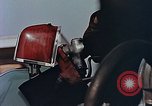 Standbild Automobil service Stationen United States USA, 1958, aus Sekunde 42 historischem Filmmaterial Videoclip 65675040181