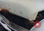 Standbild Automobil service Stationen United States USA, 1958, aus Sekunde 50 historischem Filmmaterial Videoclip 65675040181