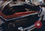 Standbild Automobil service Stationen United States USA, 1958, aus Sekunde 52 historischem Filmmaterial Videoclip 65675040181